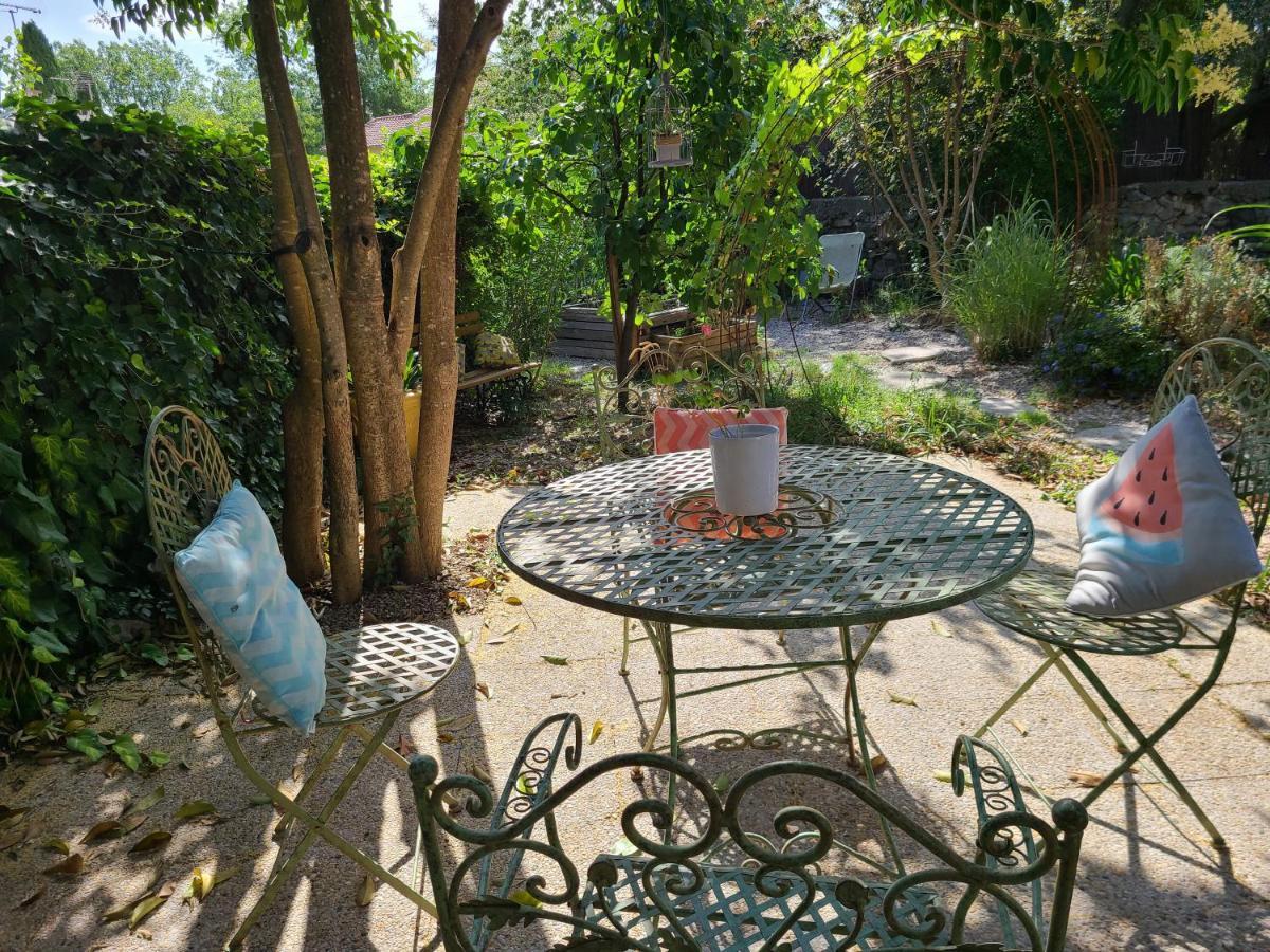 شقة مونبيلييه  في Chez Nous Dans Notre Petit Jardin المظهر الخارجي الصورة